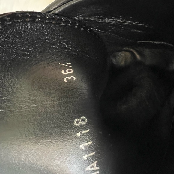 LV laureate platform Dessert boot. - Picture 1 of 15